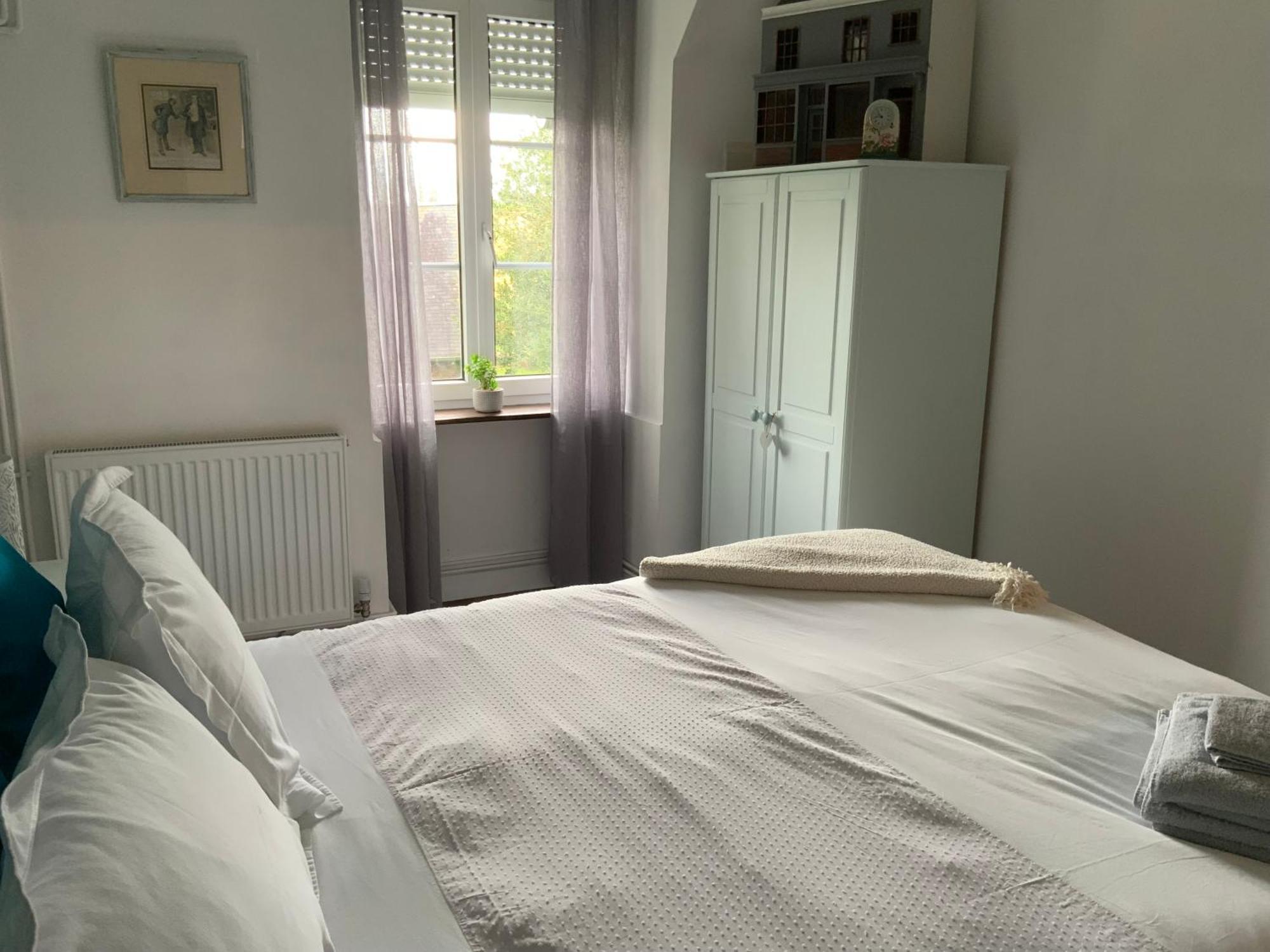 Welcoming And Peaceful Bed And Breakfast Fougerolles-du-Plessis 외부 사진