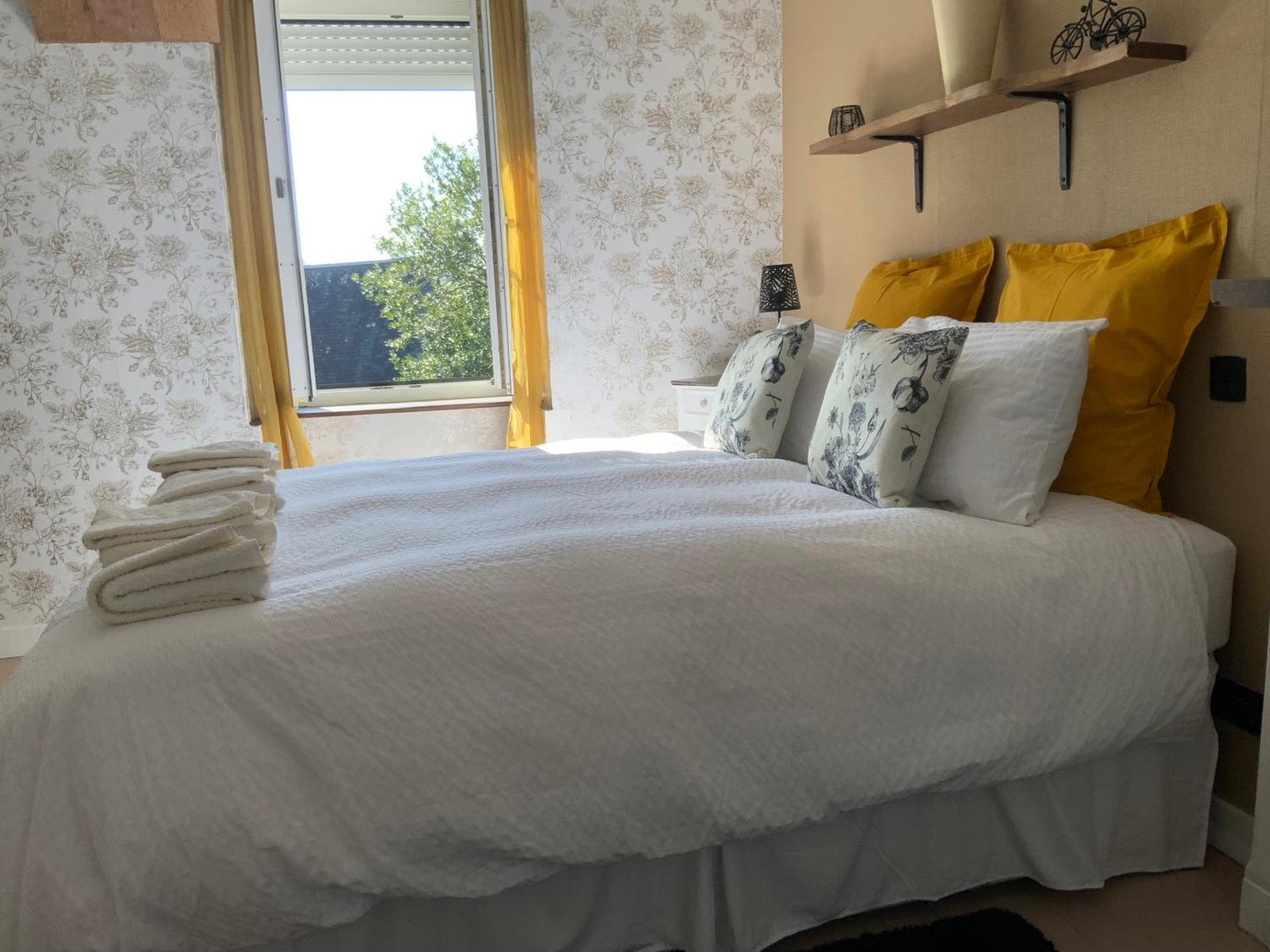 Welcoming And Peaceful Bed And Breakfast Fougerolles-du-Plessis 외부 사진